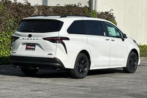 2026 Toyota Sienna Woodland Edition