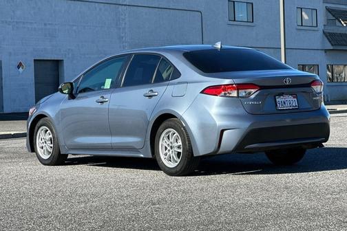 2022 Toyota Corolla Hybrid LE