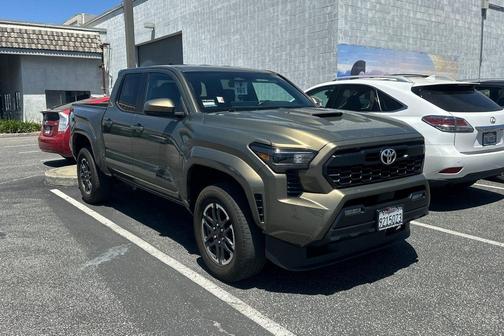 Bronze Oxide 2024 Toyota Tacoma TRD Sport