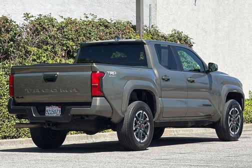 Bronze Oxide 2024 Toyota Tacoma TRD Sport