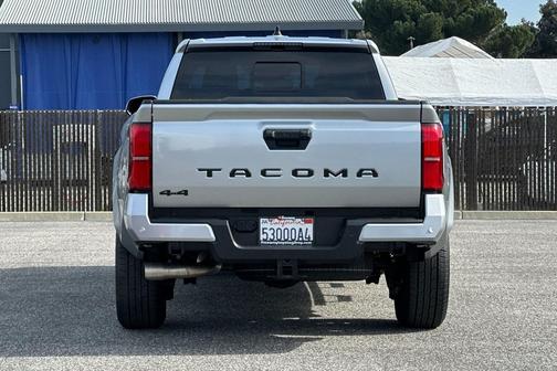 2024 Toyota Tacoma TRD Sport