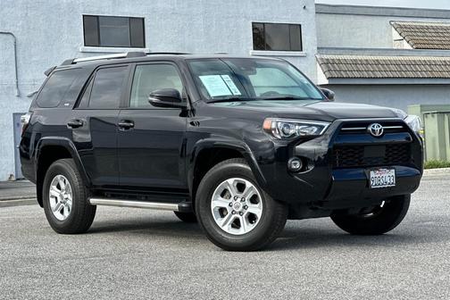2023 Toyota 4Runner SR5 Premium