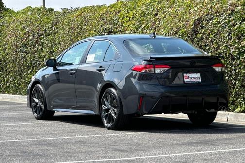 2025 Toyota Corolla SE
