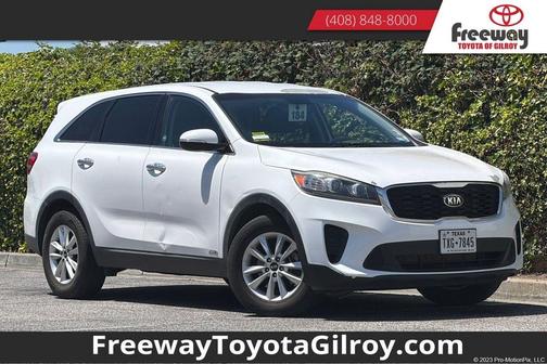 Snow White Pearl 2019 Kia Sorento LX