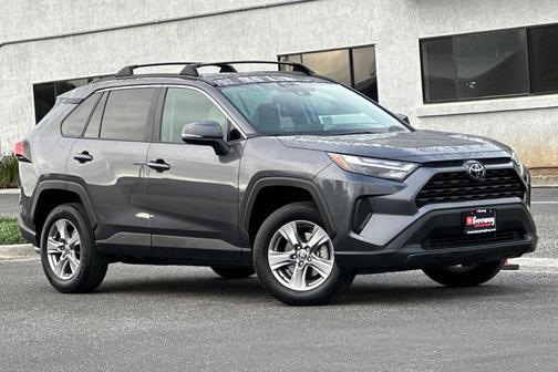 2022 Toyota Highlander L