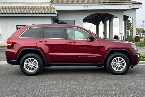 2018 Jeep Grand Cherokee Laredo