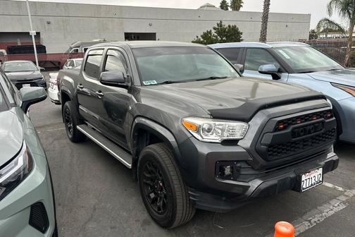 2017 Toyota Tacoma SR