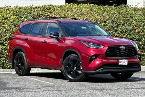2025 Toyota Highlander Hybrid XLE