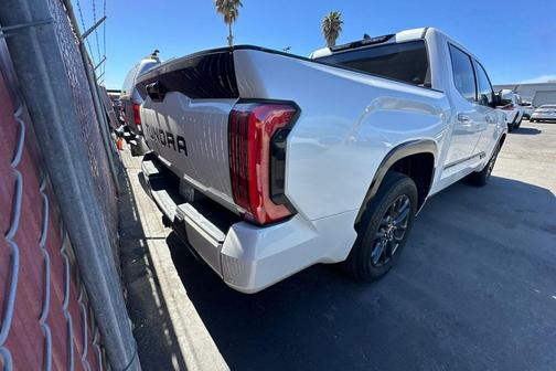 2023 Toyota Tundra Platinum