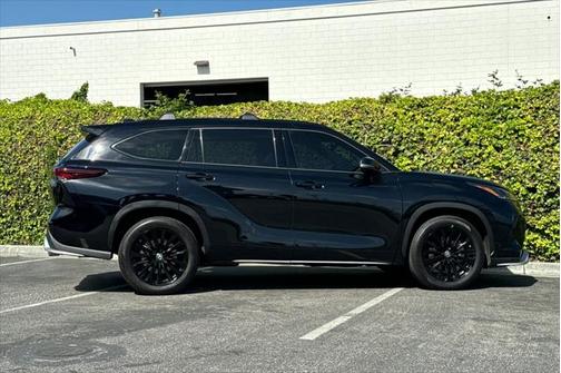 2024 Toyota Highlander XSE