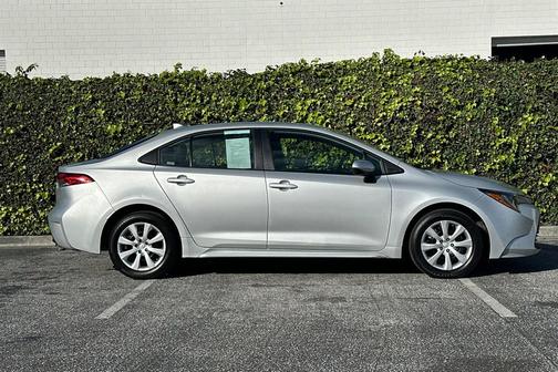 Classic Silver Metallic 2025 Toyota Corolla LE