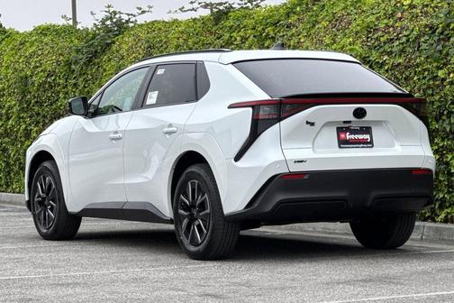 Wind Chill Prl 2026 Toyota bZ XLE Plus