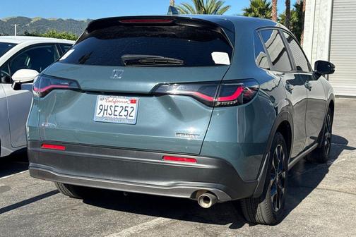 Urban Gray 2024 Honda HR-V Sport
