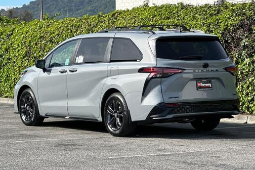2026 Toyota Sienna XSE 7 Passenger