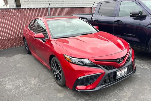 2024 Toyota Camry SE
