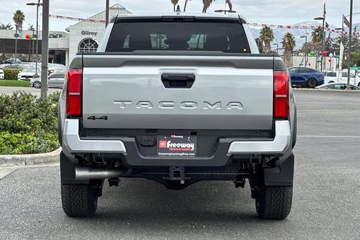 2025 Toyota Tacoma TRD Off-Road