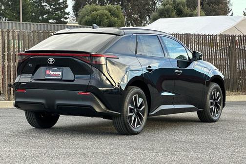2026 Toyota bZ XLE Plus