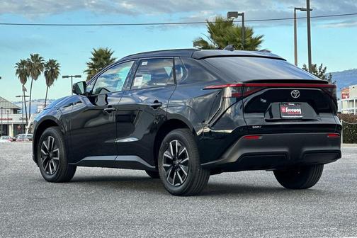 2026 Toyota bZ XLE Plus