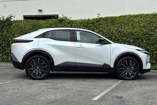 Wind Chill Prl 2026 Toyota C-HR XSE