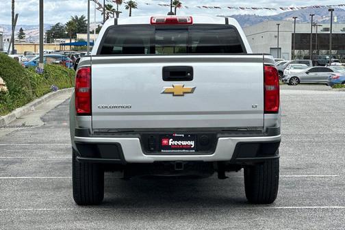 Silver Ice Metallic 2016 Chevrolet Colorado LT