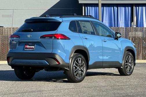 2026 Toyota Corolla Cross XLE