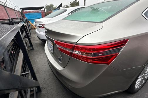 2015 Toyota Avalon Hybrid XLE Touring