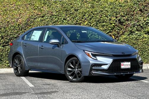 2025 Toyota Corolla SE