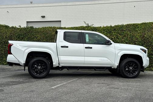 Ice 2026 Toyota Tacoma SR5