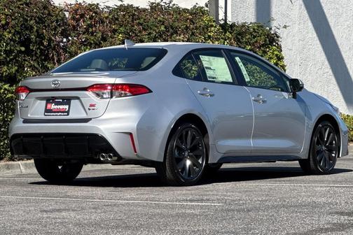 2026 Toyota Corolla Hybrid SE