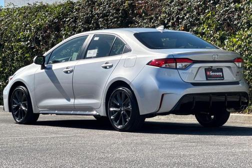 2026 Toyota Corolla Hybrid SE