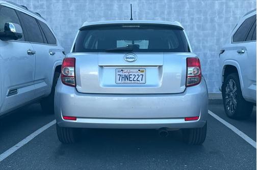 2014 Scion xD Base