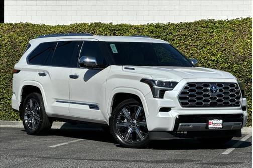 2023 Toyota Sequoia Base