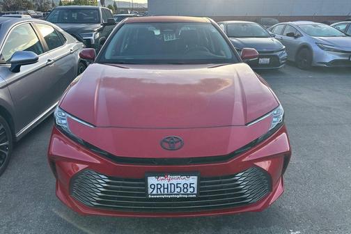 2025 Toyota Camry XLE