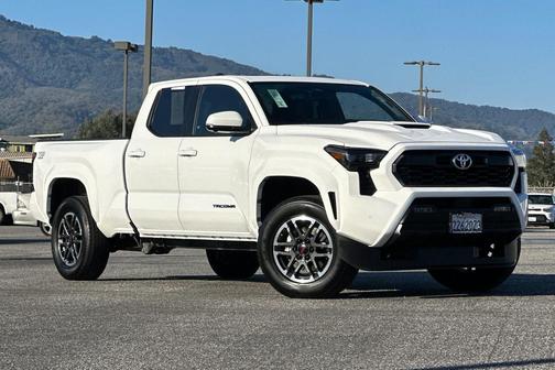 2024 Toyota Tacoma TRD Sport