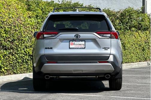 2025 Toyota RAV4 Limited