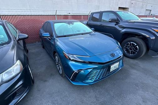 2025 Toyota Camry XSE