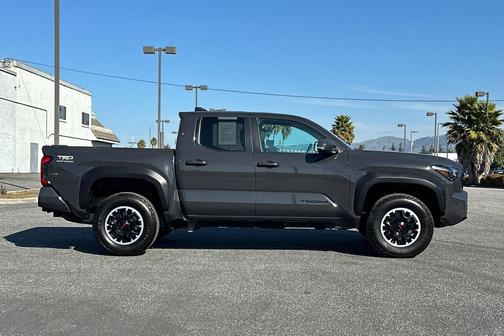 2024 Toyota Tacoma TRD Off-Road
