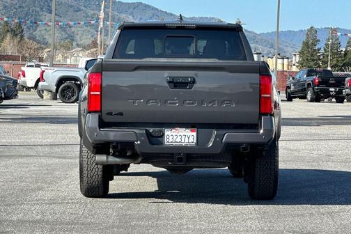 2024 Toyota Tacoma TRD Off-Road