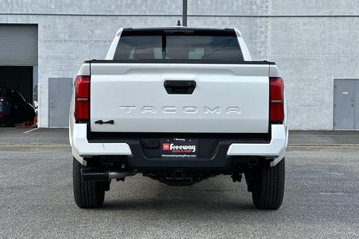 2025 Toyota Tacoma SR5