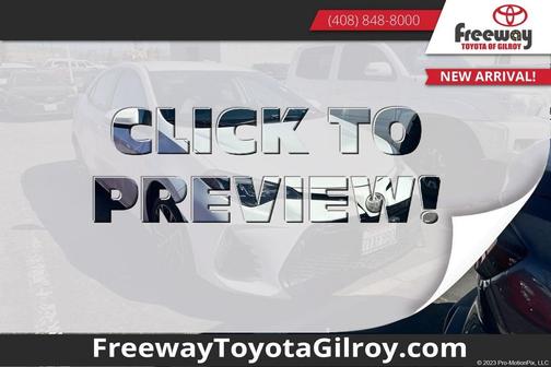 Super White 2017 Toyota Corolla SE