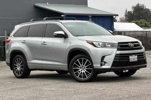 2018 Toyota Highlander SE