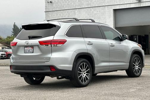 2018 Toyota Highlander SE
