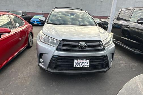 2018 Toyota Highlander SE