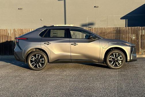 2026 Toyota bZ XLE Plus