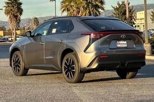 2026 Toyota bZ XLE Plus