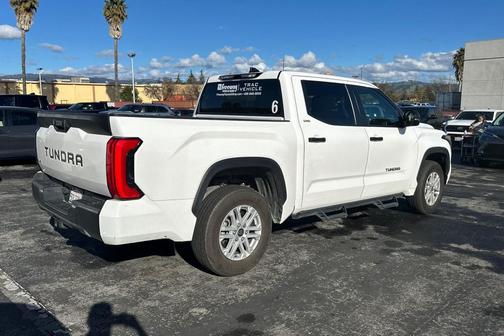 2024 Toyota Tundra SR5