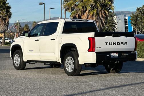 2024 Toyota Tundra SR5