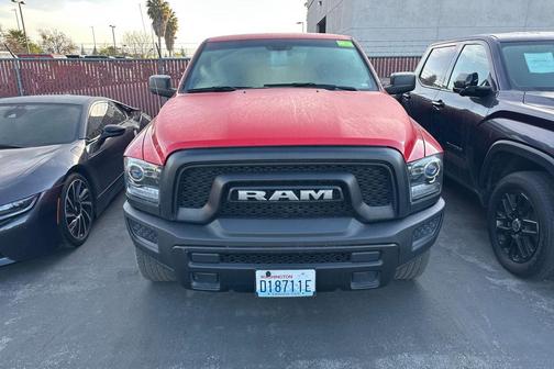 2024 RAM 1500 Classic Warlock Crew Cab 4x4 5'7' Box