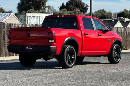 2024 RAM 1500 Classic Warlock Crew Cab 4x4 5'7' Box