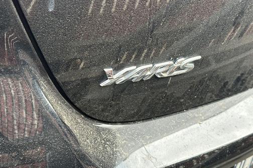 2020 Toyota Yaris Sedan LE